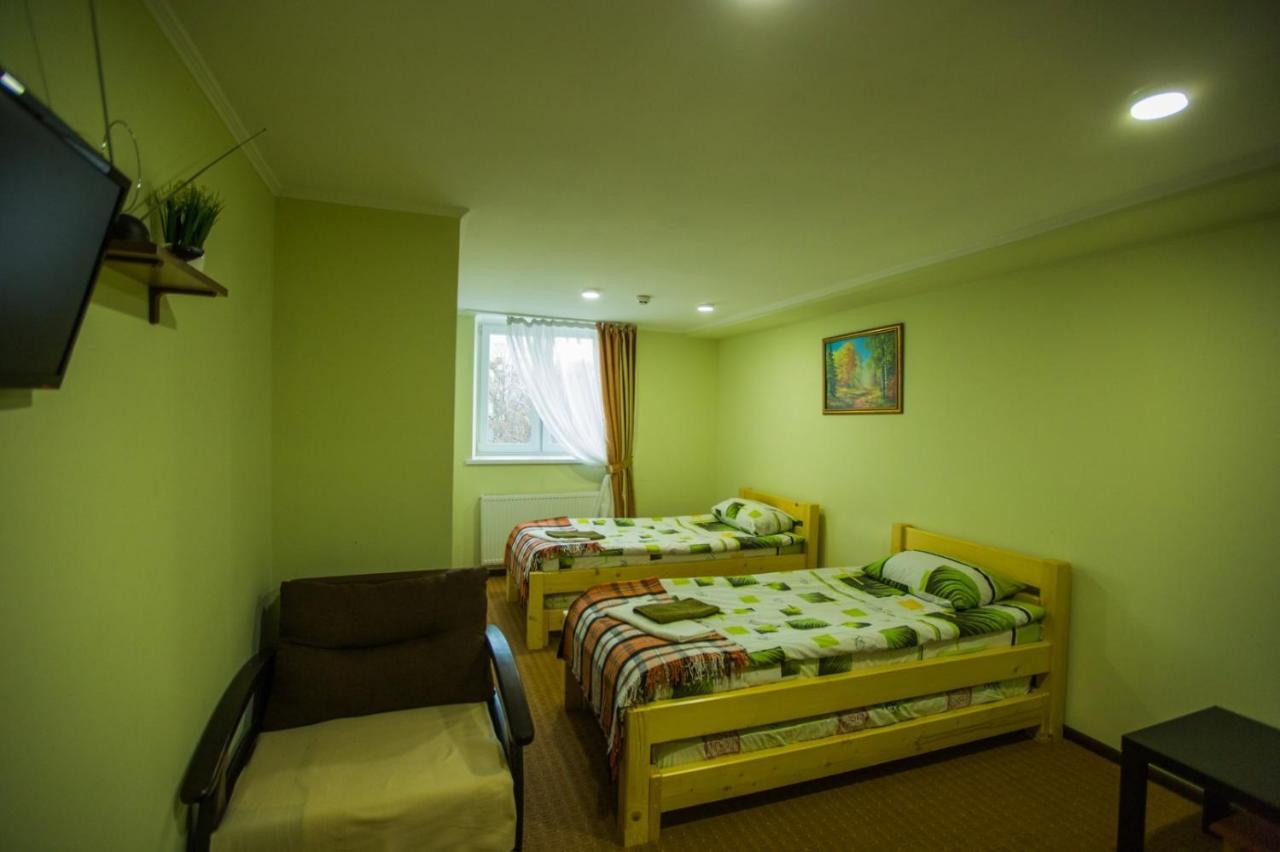 Apart Hotel Avinos Lviv Luaran gambar
